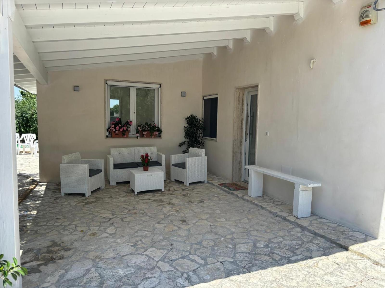 Tenuta Pizzi San Pietro Vernotico Esterno foto